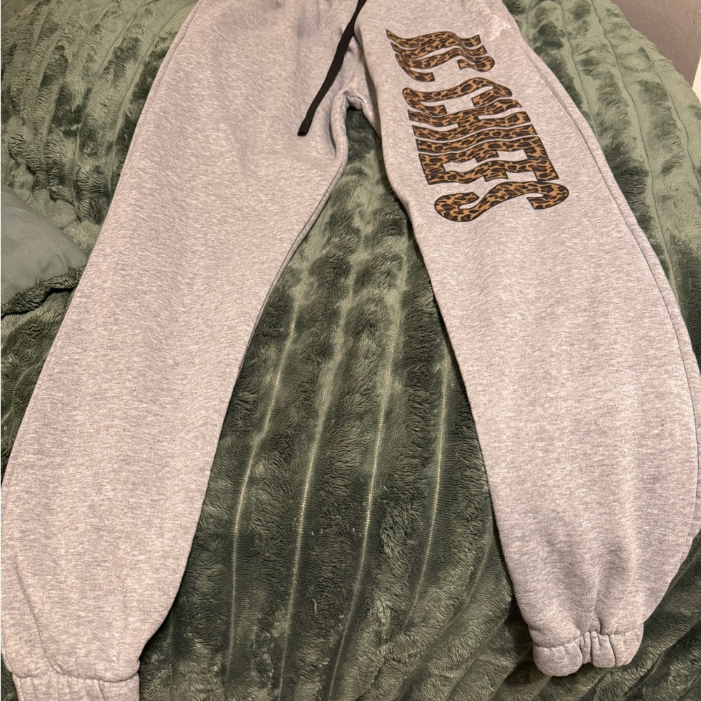 Kc chiefs Burnside Gray Joggers with Leopard Print